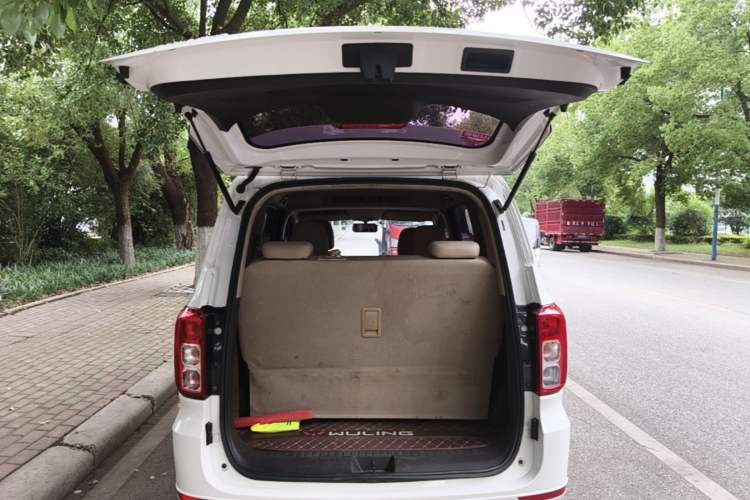 Used Wuling Hongguang 2019 1.5L S Comfort Edition China VI LAR Trunk