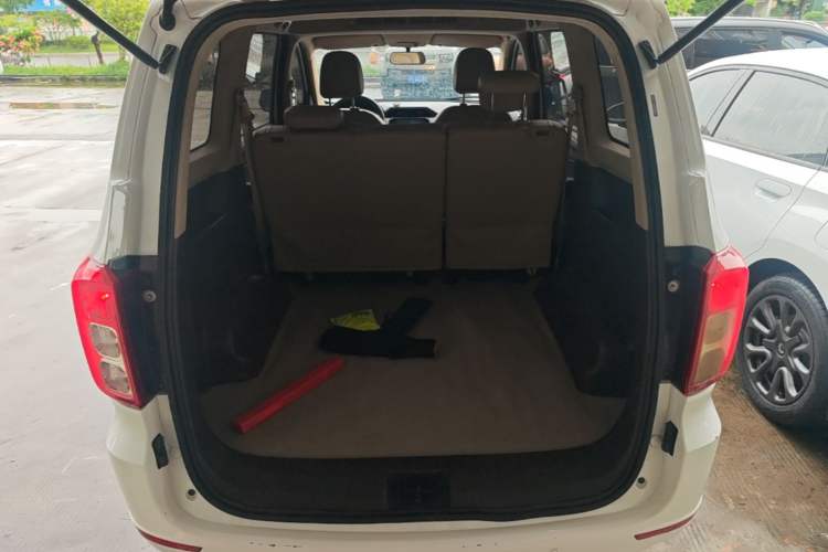 Used Wuling Hongguang 2019 1.5L S Comfort Edition China VI LAR Trunk