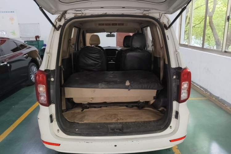 Used Wuling Hongguang 2019 1.5L S Standard Version China VI LAR Trunk