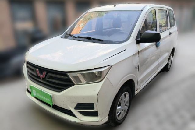 Used Wuling Hongguang 2019 1.5L S Basic Version China VI Standard LAR