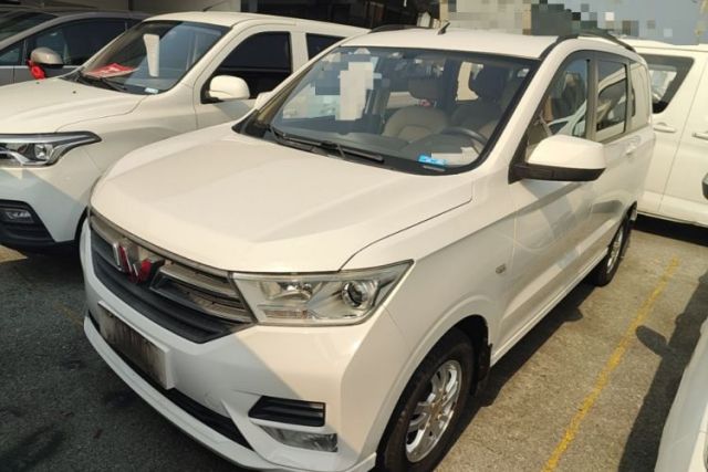 Used Wuling Hongguang 2019 1.5L S Comfort Edition China VI LAR