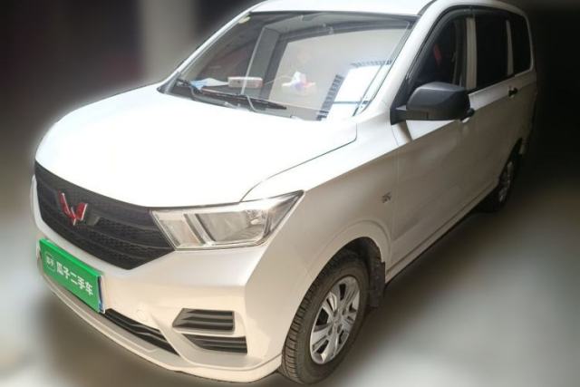 Used Wuling Hongguang 2019 1.5L S Basic Version China VI Standard LAR