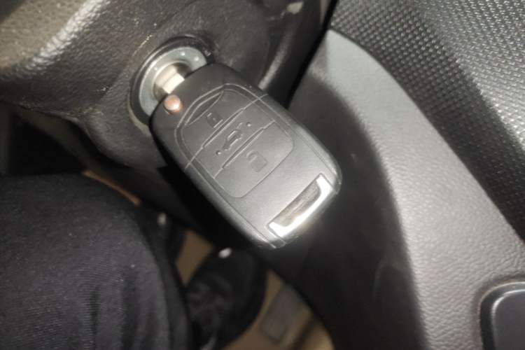 Used Wuling Hongguang 2019 1.5L S Basic Version China VI Standard LAR Vehicle Key