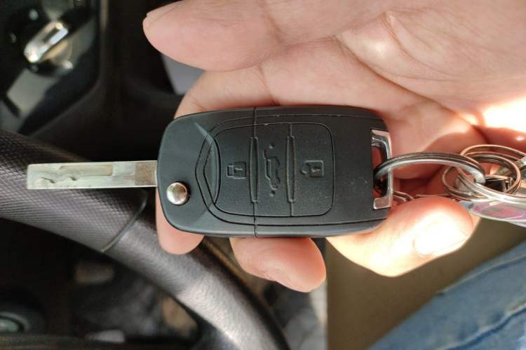 Used Wuling Hongguang 2019 1.5L S Comfort Edition China VI LAR Vehicle Key