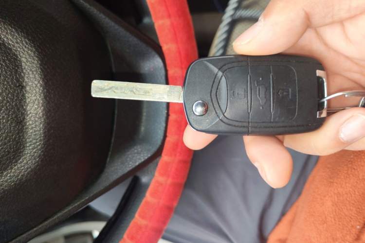 Used Wuling Hongguang 2019 1.5L S Comfort Edition China VI LAR Vehicle Key