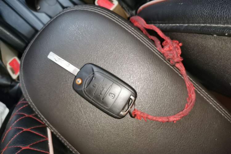 Used Wuling Hongguang 2019 1.5L S Standard Version China VI LAR Vehicle Key