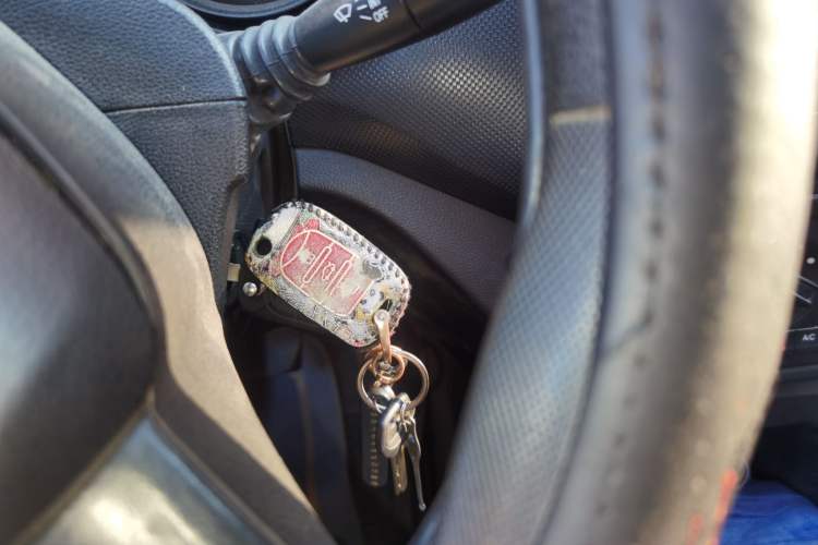 Used Wuling Hongguang 2019 1.5L S Basic Version China VI Standard LAR Vehicle Key