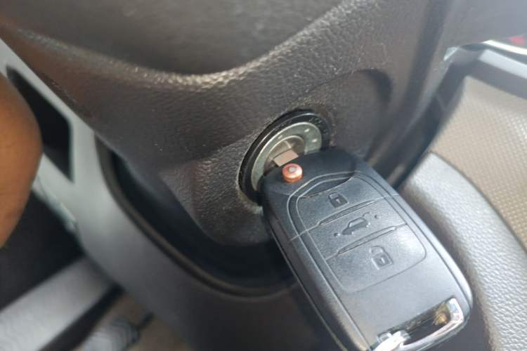 Used Wuling Hongguang 2019 1.5L S Standard Version China VI LAR Vehicle Key