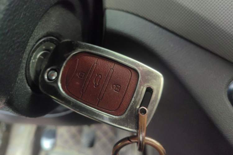 Used Wuling Hongguang 2019 1.5L S Standard Version China VI LAR Vehicle Key