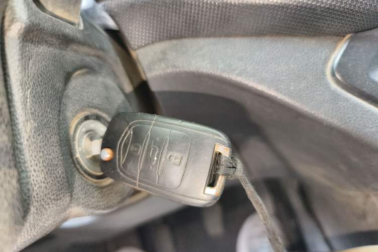 Used Wuling Hongguang 2019 1.5L S Basic Version China VI Standard LAR Vehicle Key