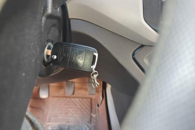 Used Wuling Hongguang 2019 1.5L S Standard Version China VI LAR Vehicle Key