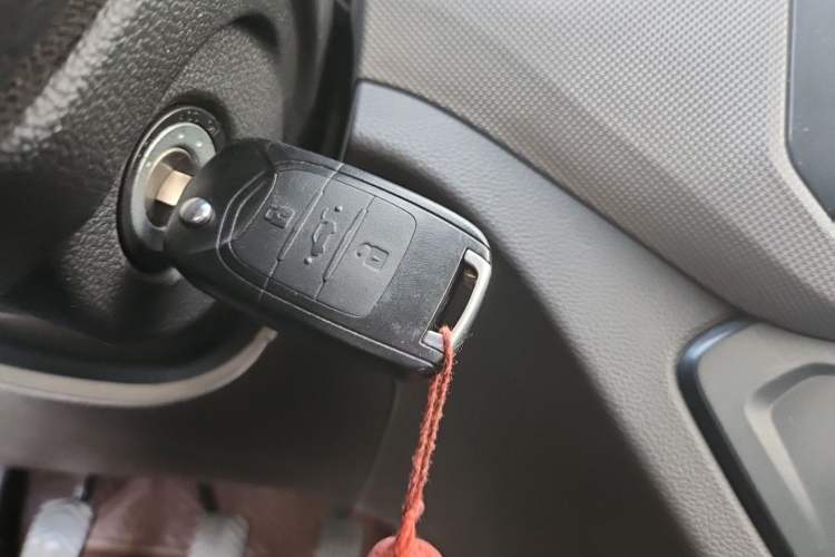 Used Wuling Hongguang 2019 1.5L S Standard Version China VI LAR Vehicle Key