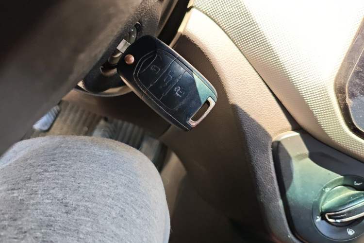 Used Wuling Hongguang 2019 1.5L S Comfort Edition China VI LAR Vehicle Key