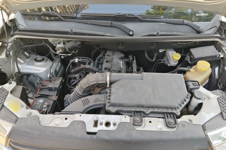 Used Wuling Hongguang 2019 1.5L S Base Version L2B Engine Bay