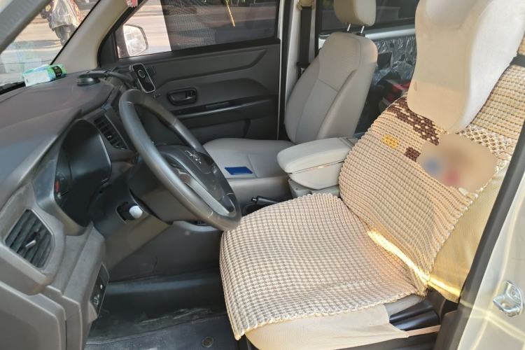 Used Wuling Hongguang 2019 1.5L S Base Version L2B Left Front Seat