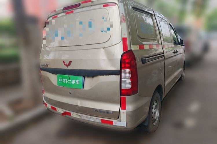 Used Wuling Hongguang 2019 1.5L S Basic Window-Sealed Vehicle China VI LAR Rear Right 45 Deg