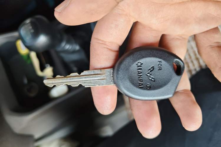 Used Wuling Hongguang 2019 1.5L S Base Version L2B Vehicle Key