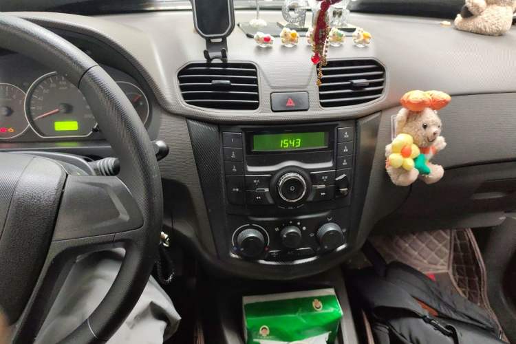 Used Wuling Hongguang 2020 1.2L S Base Model China VI LSI Audio And AC Panel