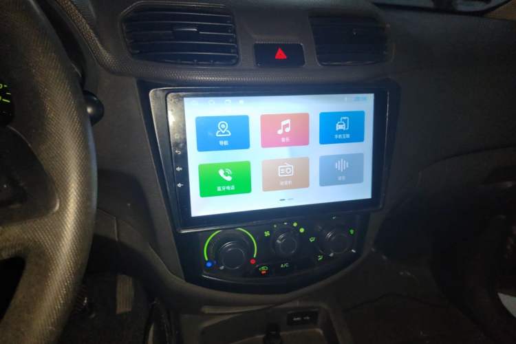 Used Wuling Hongguang 2020 1.2L S Base Model China VI LSI Audio And AC Panel
