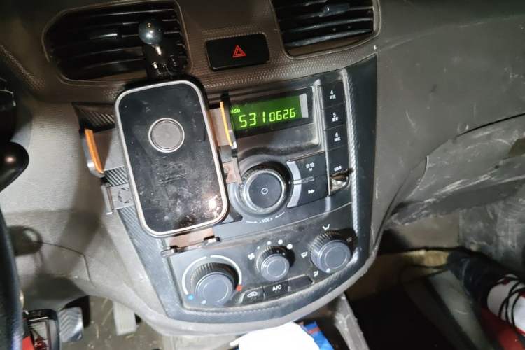 Used Wuling Hongguang 2020 1.2L S Base Model China VI LSI Audio And AC Panel