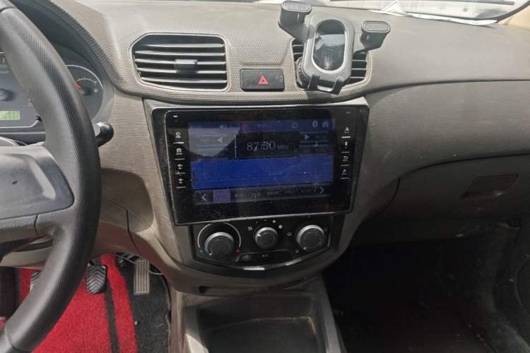 Used Wuling Hongguang 2020 1.2L S Base Model China VI LSI Audio And AC Panel