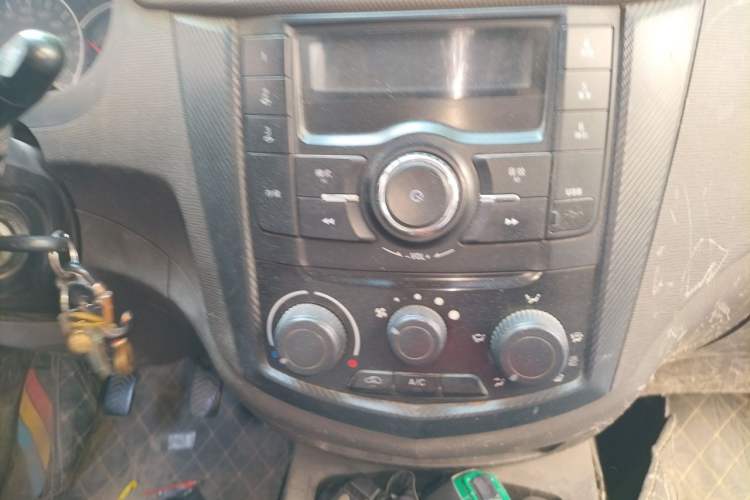 Used Wuling Hongguang 2020 1.2L S Base Model China VI LSI Audio And AC Panel