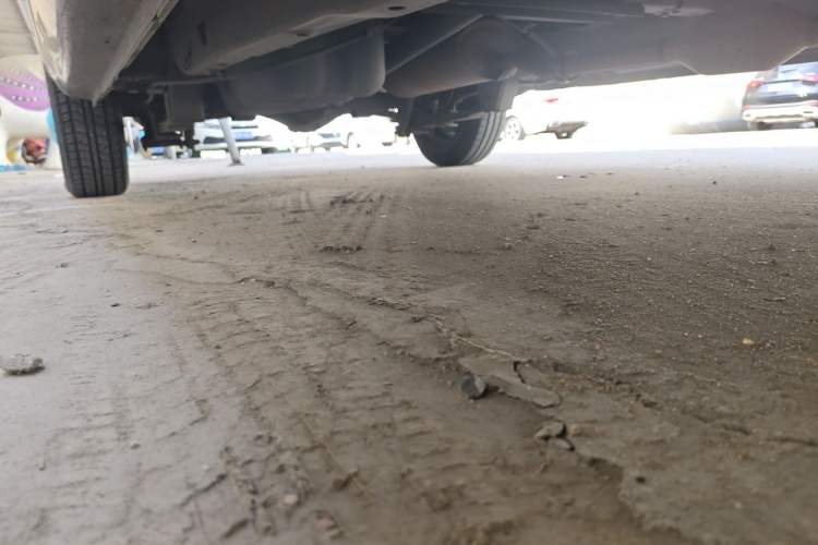 Used Wuling Hongguang 2020 1.2L S Base Model China VI LSI Chassis Front Right