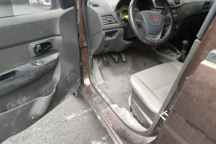 Used Wuling Hongguang 2020 1.2L S Base Model China VI LSI Driver Seat