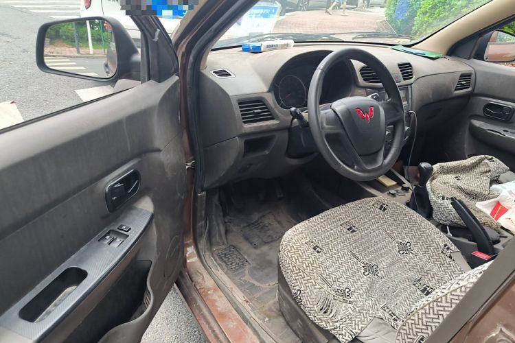 Used Wuling Hongguang 2020 1.2L S Base Model China VI LSI Driver Seat