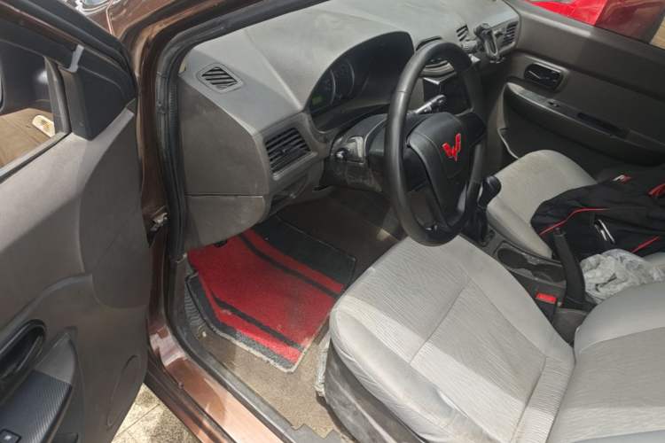 Used Wuling Hongguang 2020 1.2L S Base Model China VI LSI Driver Seat