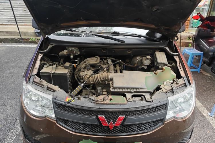 Used Wuling Hongguang 2020 1.2L S Base Model China VI LSI Engine Bay