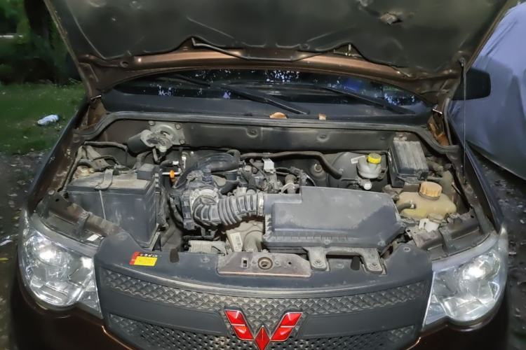 Used Wuling Hongguang 2020 1.2L S Base Model China VI LSI Engine Bay