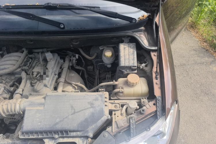 Used Wuling Hongguang 2020 1.2L S Base Model China VI LSI Engine Bay Left