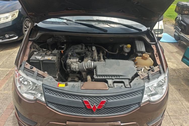 Used Wuling Hongguang 2020 1.2L S Base Model China VI LSI Engine Bay