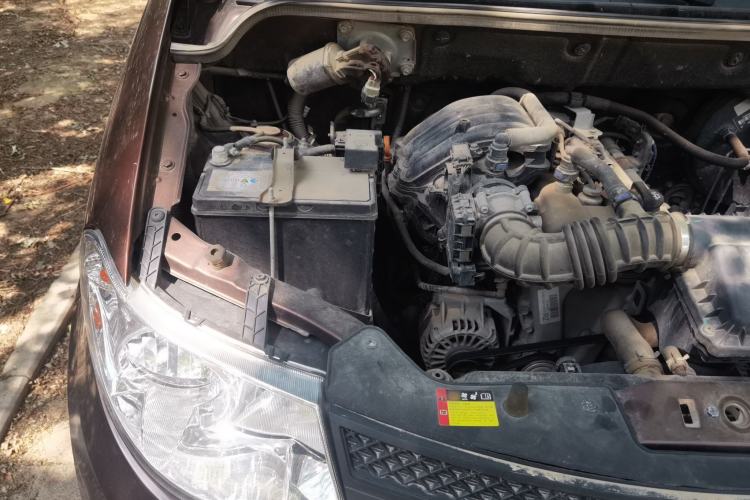 Used Wuling Hongguang 2020 1.2L S Base Model China VI LSI Engine Bay Right