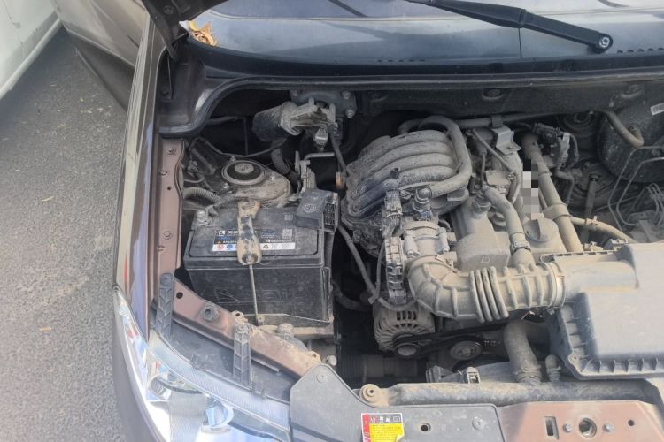 Used Wuling Hongguang 2020 1.2L S Base Model China VI LSI Engine Bay Right