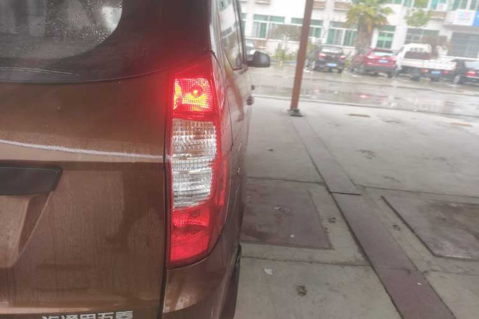 Used Wuling Hongguang 2020 1.2L S Base Model China VI LSI Exterior 3