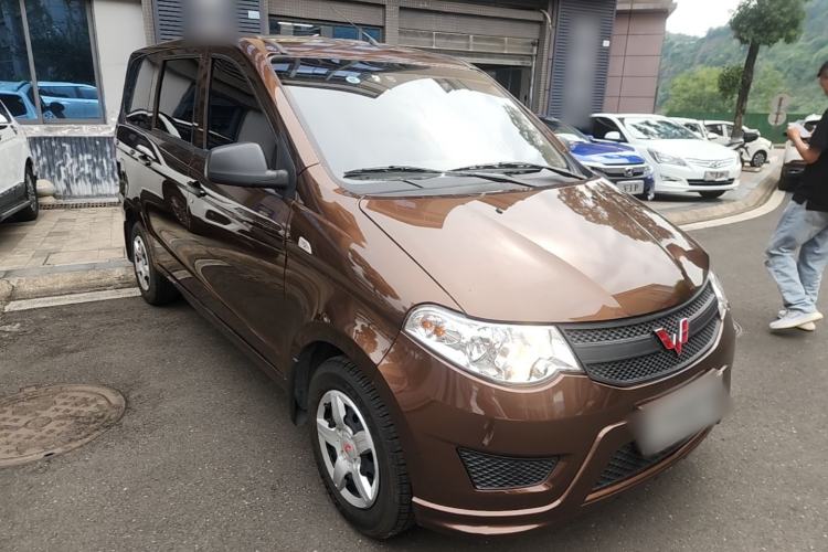 Used Wuling Hongguang 2020 1.2L S Base Model China VI LSI Front Right 45 Deg