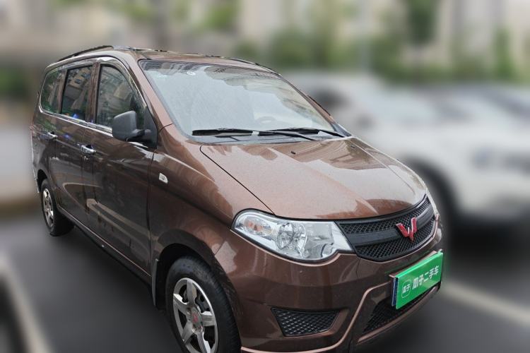 Used Wuling Hongguang 2020 1.2L S Base Model China VI LSI Front Right 45 Deg