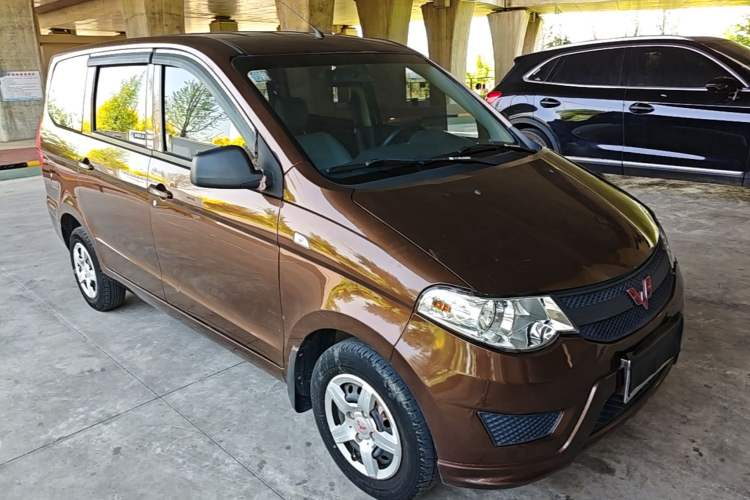 Used Wuling Hongguang 2020 1.2L S Base Model China VI LSI Front Right 45 Deg