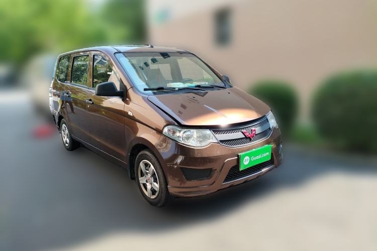 Used Wuling Hongguang 2020 1.2L S Base Model China VI LSI Front Right 45 Deg