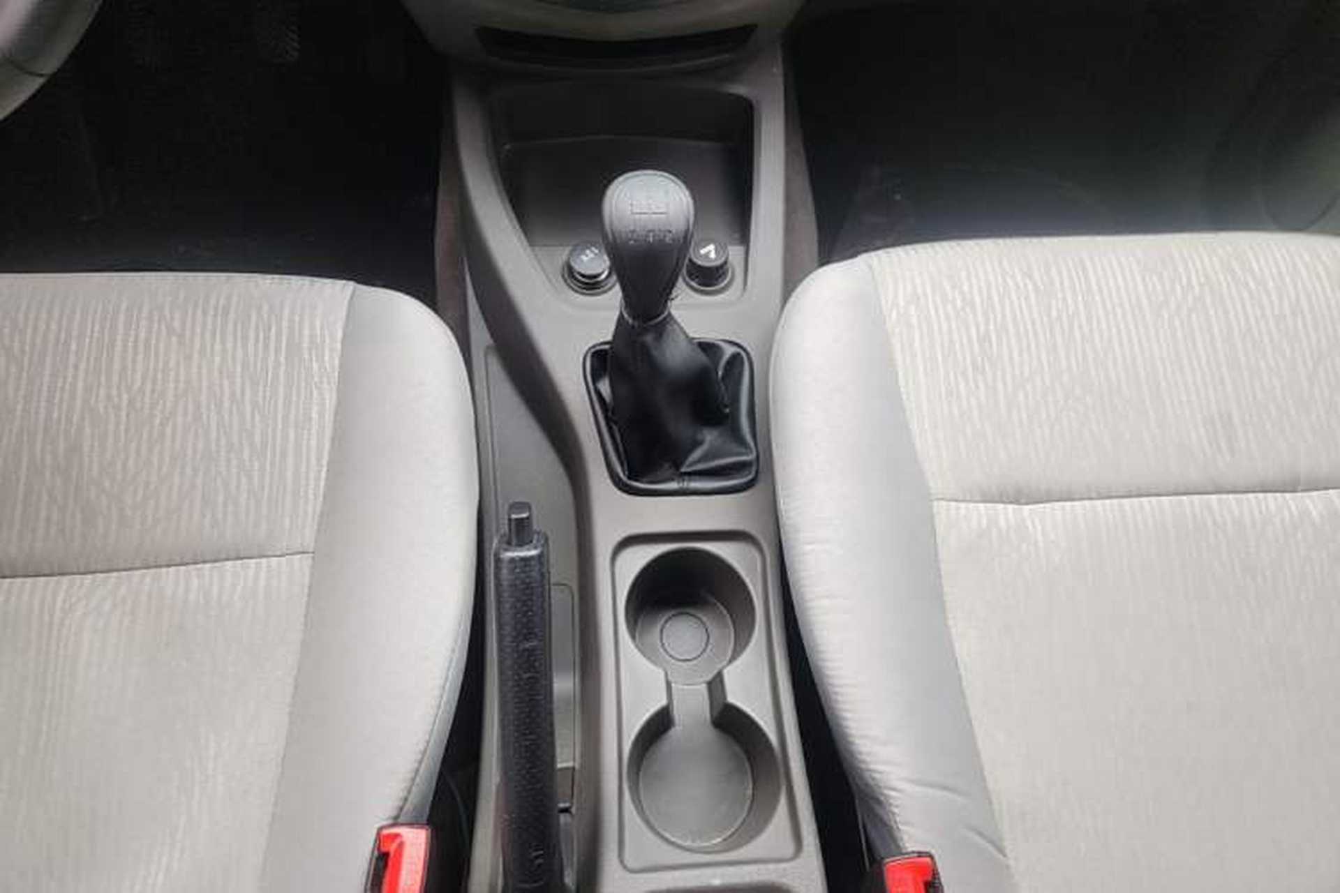 Used Wuling Hongguang 2020 1.2L S Base Model China VI LSI Gear Lever