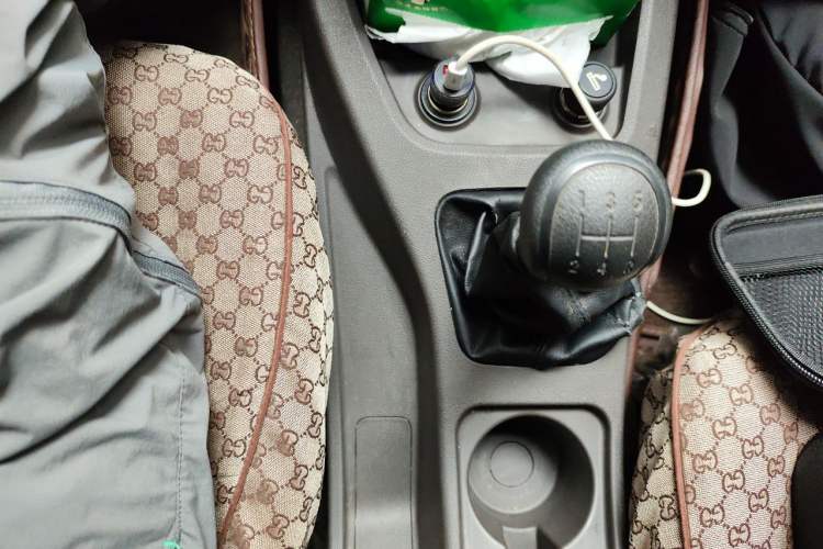 Used Wuling Hongguang 2020 1.2L S Base Model China VI LSI Gear Lever