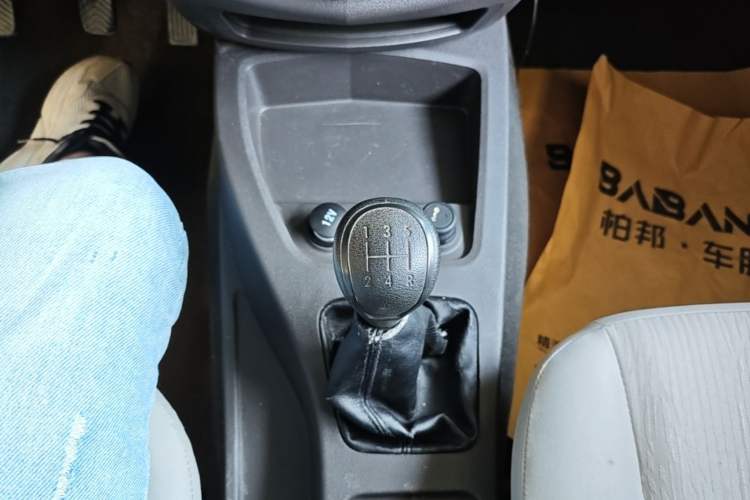 Used Wuling Hongguang 2020 1.2L S Base Model China VI LSI Gear Lever