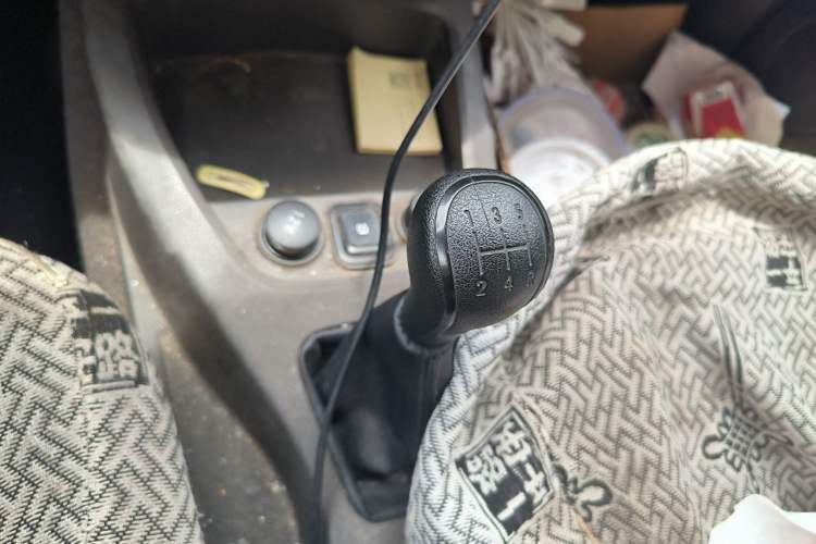 Used Wuling Hongguang 2020 1.2L S Base Model China VI LSI Gear Lever