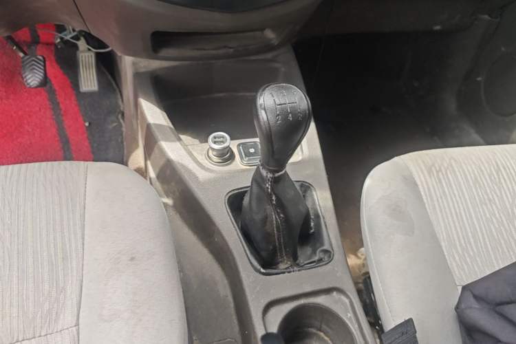 Used Wuling Hongguang 2020 1.2L S Base Model China VI LSI Gear Lever