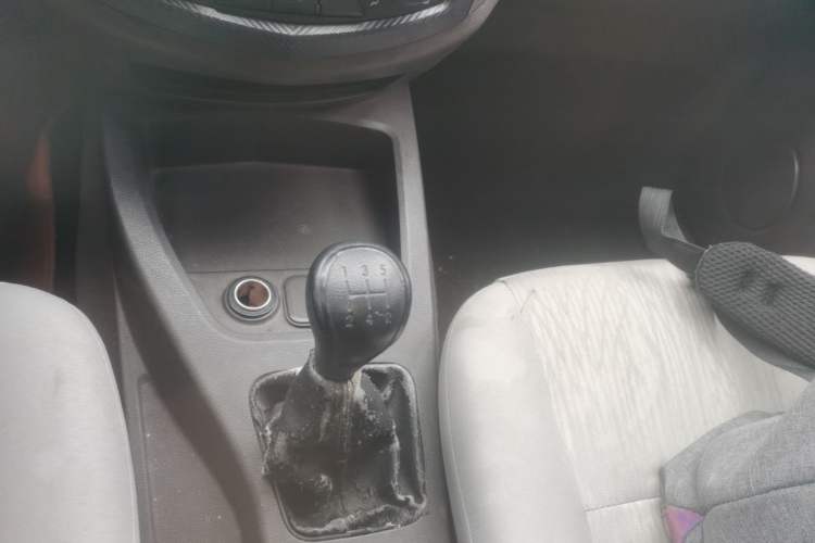 Used Wuling Hongguang 2020 1.2L S Base Model China VI LSI Gear Lever