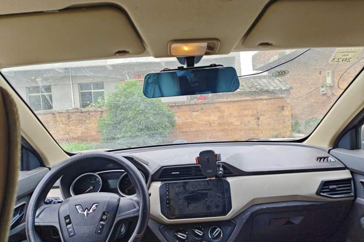 Used Wuling Hongguang 2020 1.2L S Base Model China VI LSI Headliner