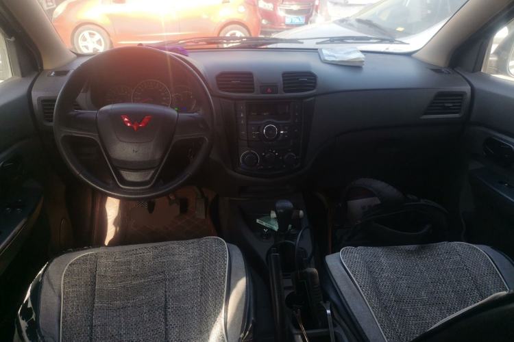 Used Wuling Hongguang 2020 1.2L S Base Model China VI LSI Interior 2