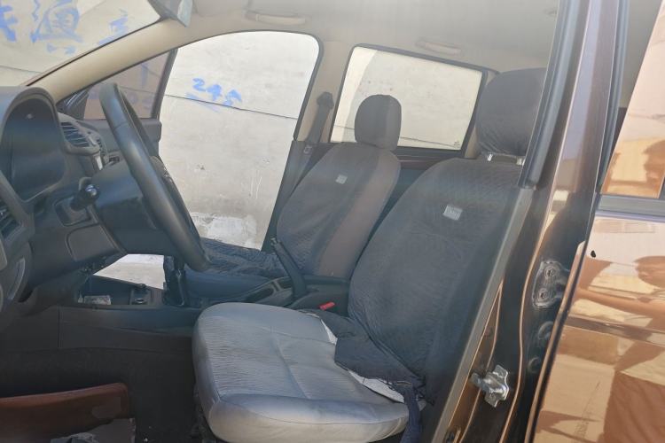Used Wuling Hongguang 2020 1.2L S Base Model China VI LSI Left Front Seat